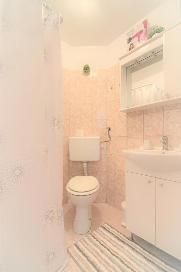 Mila Apartment *